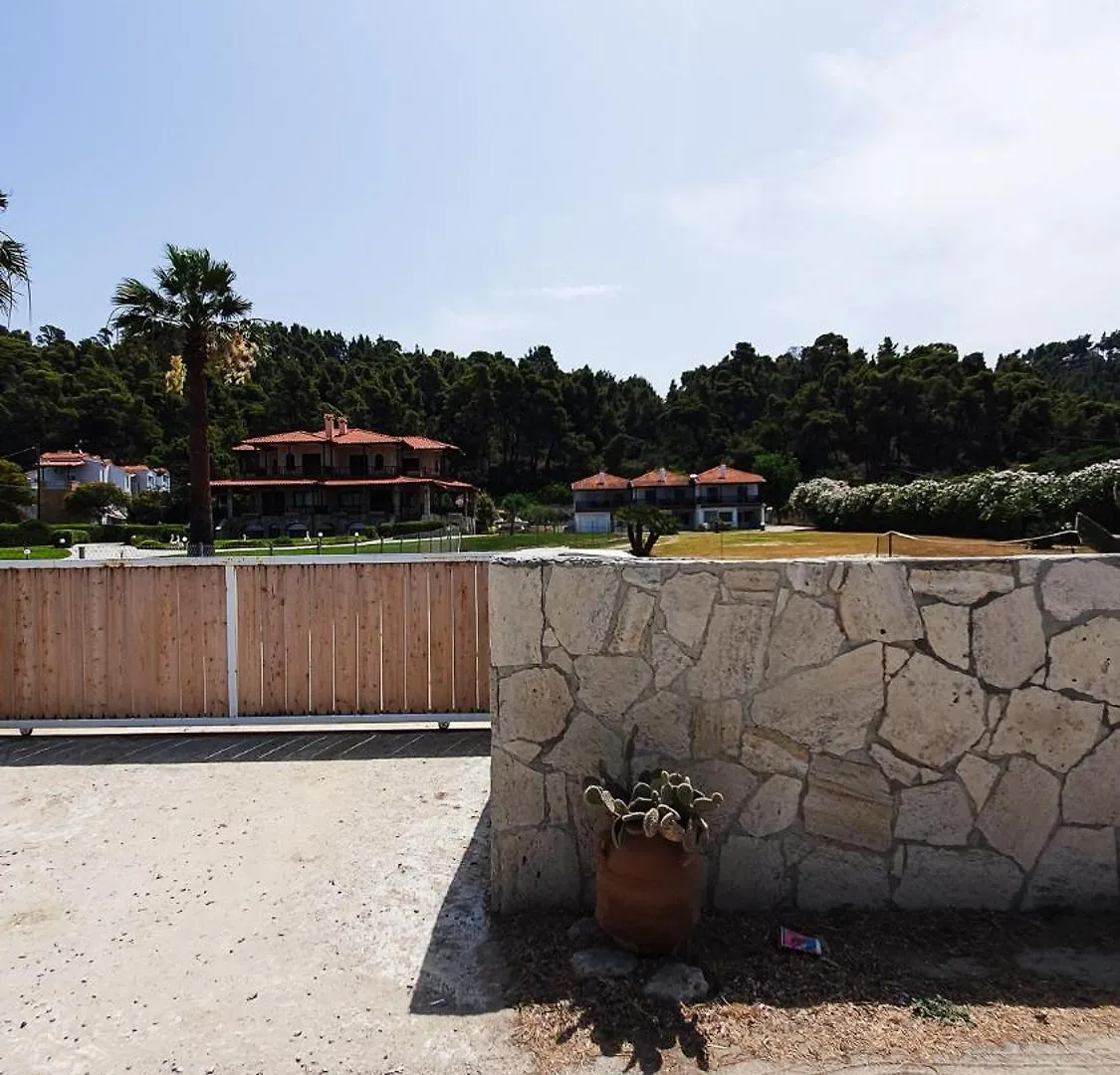 Anemos Deluxe Poseidi Apartments Posidi