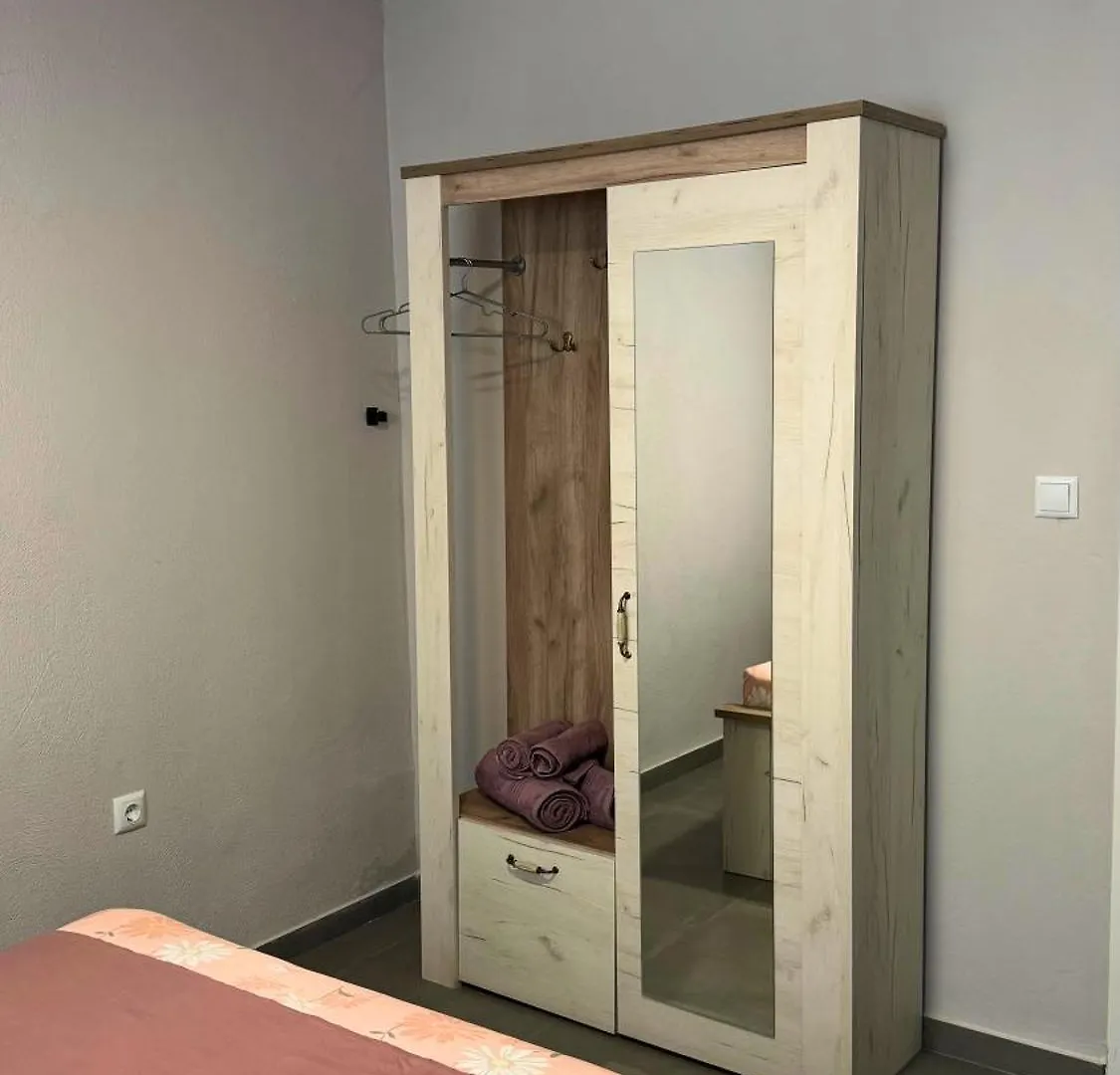 Anemos Deluxe Poseidi Apartments Posidi