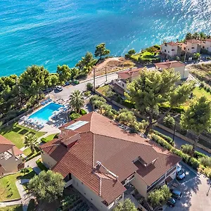 3* Hotel Thea