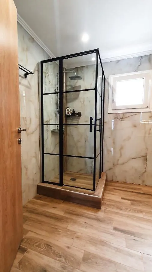 Anemos Deluxe Poseidi Apartments Possidi