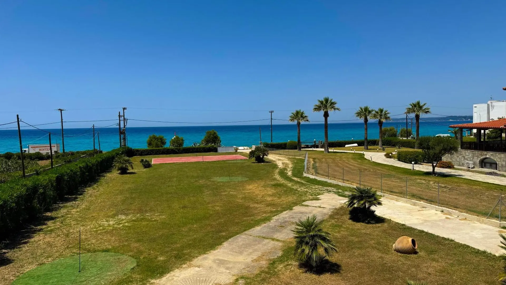 Anemos Deluxe Poseidi Apartments Possidi